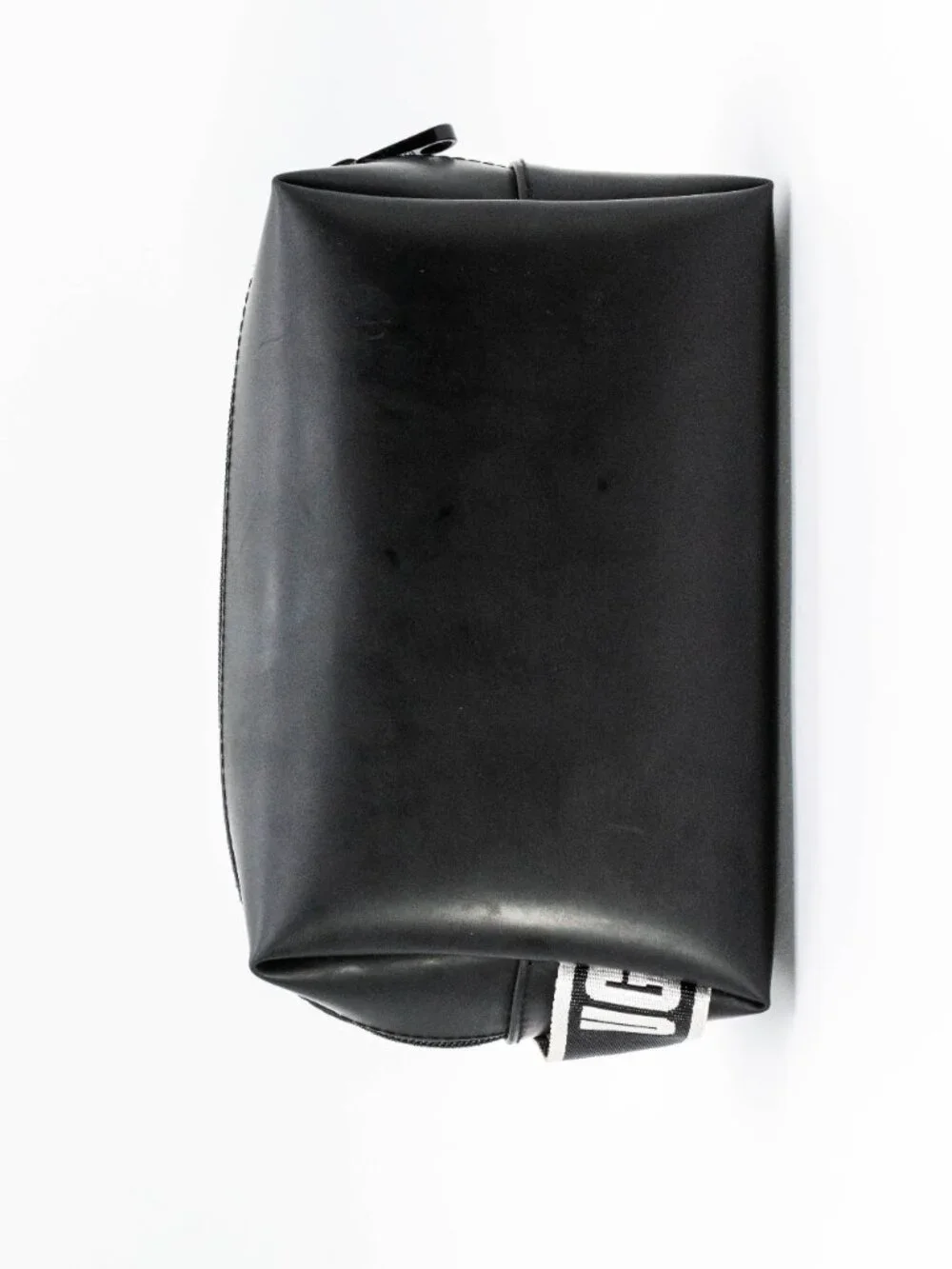 UGG Travel Pouch Zip Cosmetic Bag Black